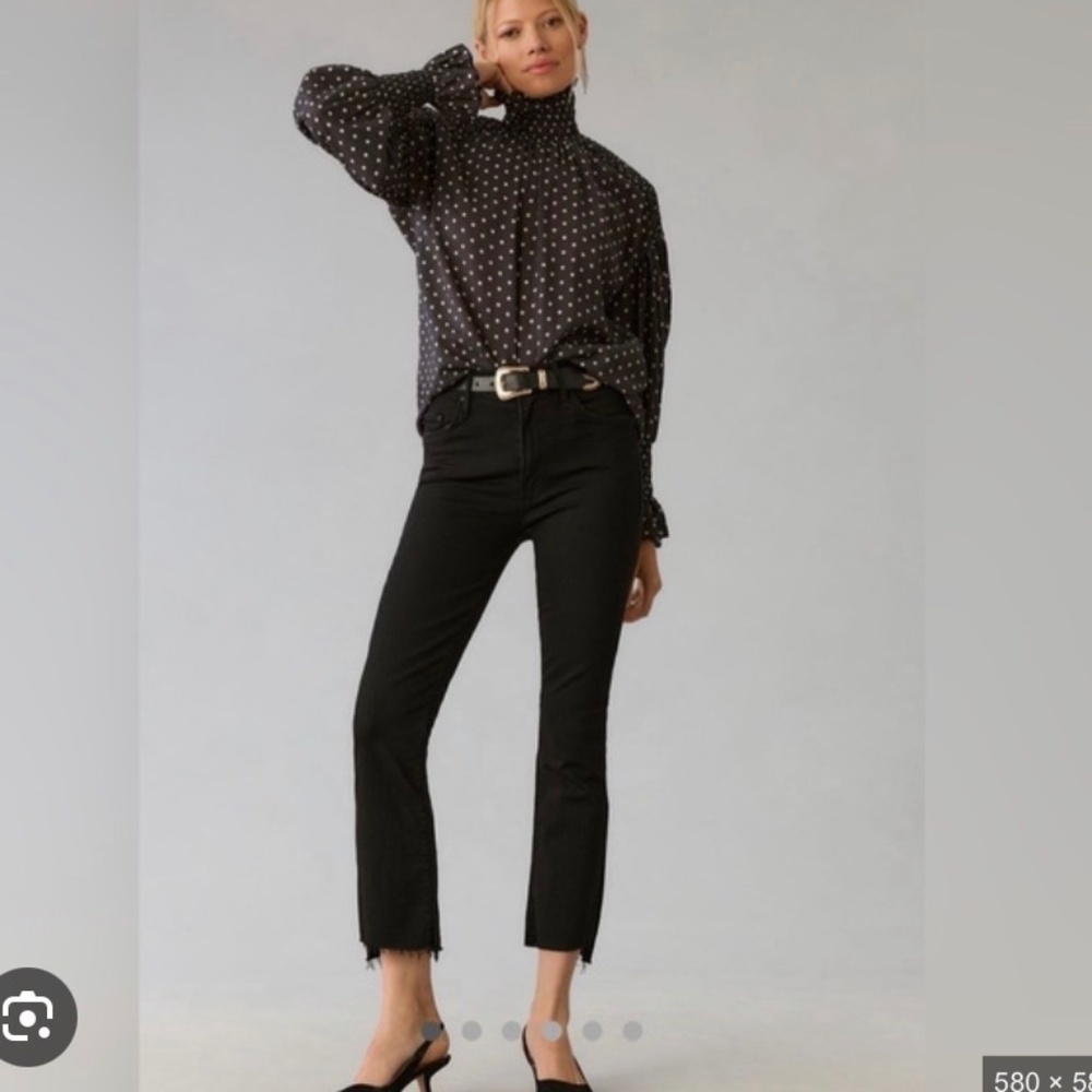 MOTHER The Insider Mid-Rise Crop Step Fray Jeans